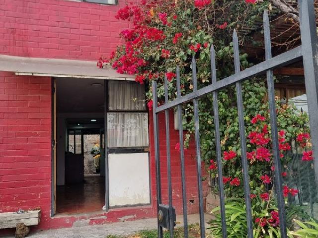 Venta casa la reina caquena 300 villa la reina