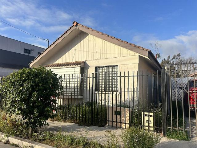 Venta Casa La serena COMODA PROPIEDAD SECTOR RESIDENCIAL CONSOLIDADO EN LA SERENA 3 DORMITORIOS 2 BAÑOS