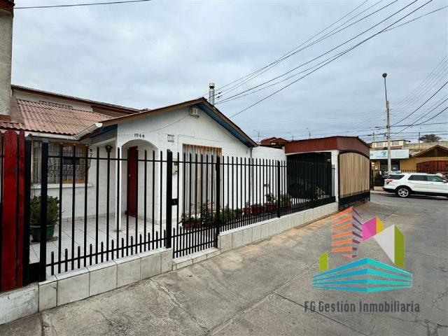 Venta Casa La serena rio ponio 1944, la serena sector arcos de pinamar