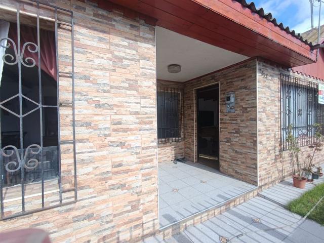 Venta Casa La serena Se vende casa de oportunidad completamente sólida, en el tranquilo sector de compañía alta antigua 4d1b