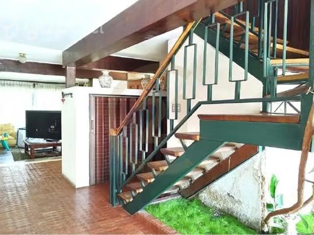 Venta Casa Las Condes excelente ubicación | 4 dormitorios por 21100.00 en Las Condes