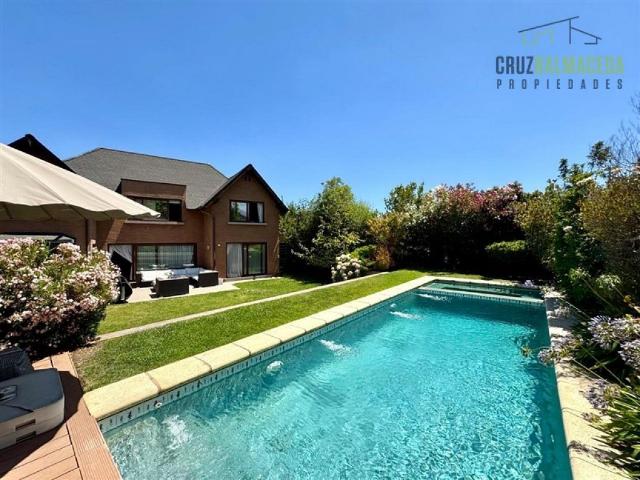 Venta Casa Las condes San Carlos de Apoquindo cercano UDD