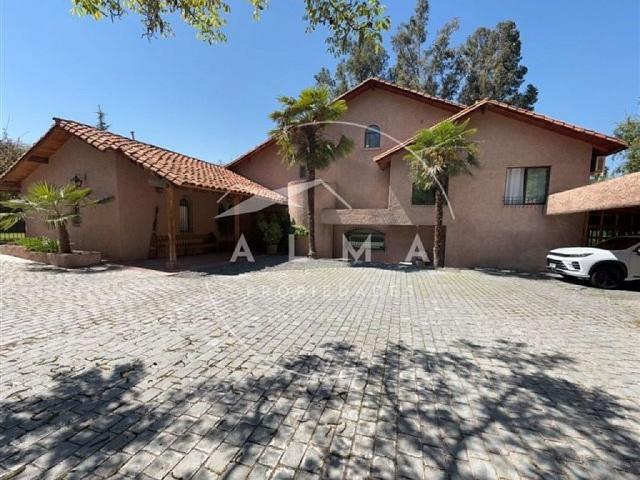 Venta Casa Lo barnechea camino del huilli con camino del maillin