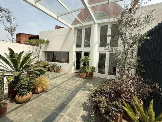 VENTA CASA LOMAS DE CHAPULTEPEC