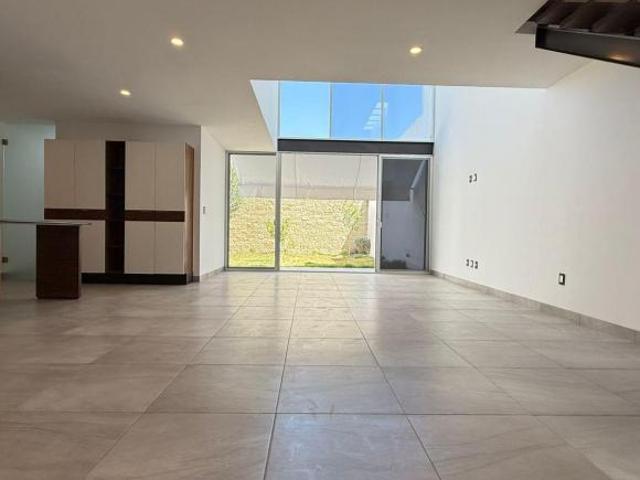 VENTA CASA LOMAS PUNTA DEL ESTE* Condominio Cedro, primer cluster