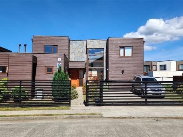 Venta Casa Puerto varas calle trigo centenario