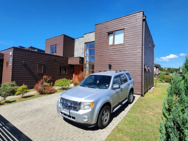 Venta Casa Puerto varas se vende casa en exclusivo loteo centenario, puerto varas