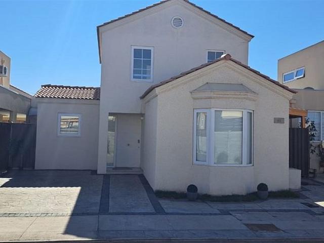 Venta Casa Padre hurtado Las compuertas / sta herminia