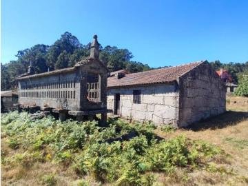 VENTA CASA PARA RESTAURAR EN PORRIÑO