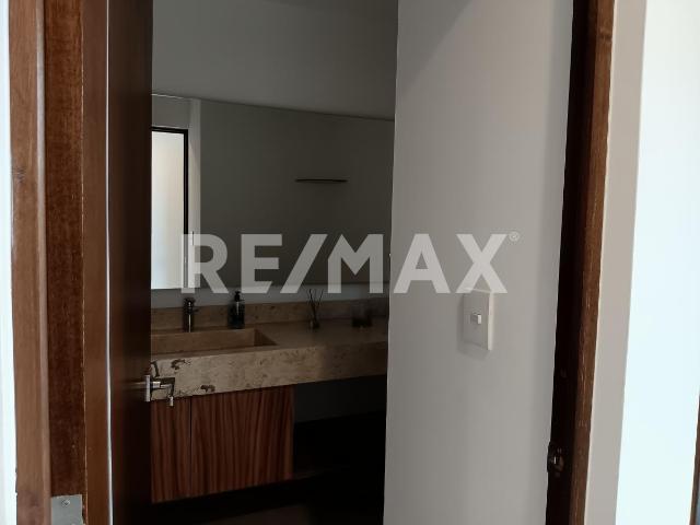 VENTA CASA PEDREGAL DE SHOENSTATT
