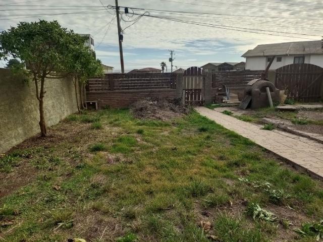 Venta casa pichilemu calle berna/las acacias