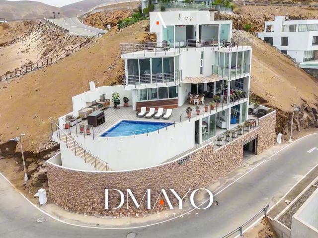 Venta Casa Poseidón de 938M2 con 6 dormitorios y 4 cocheras