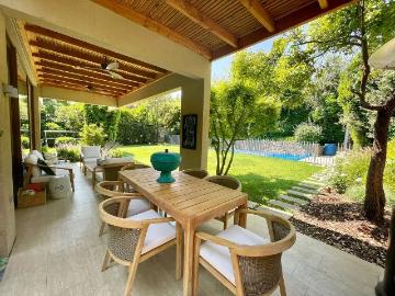 VENTA. Casa Remodelada, no Perimetral Condominio