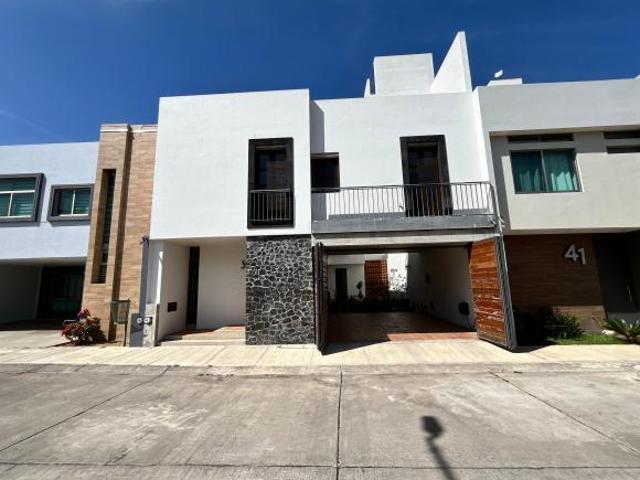 Venta Casa Residencial Orandino Jacona Mich Colonial Mexicano Moderno