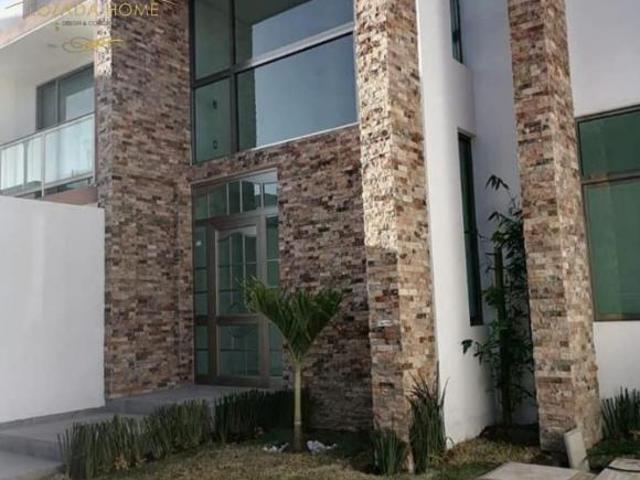 VENTA CASA RESIDENCIAL LOS CEDROS 4 REC EN PACHUCA