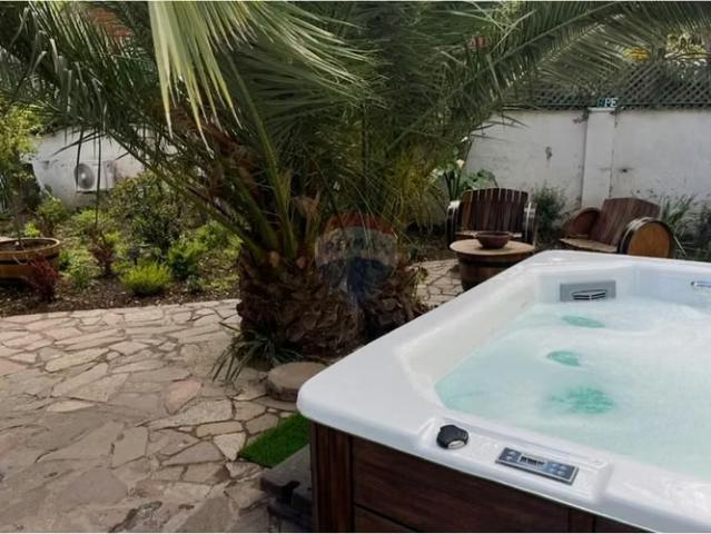 Venta casa sector pedro de valdivia norte | 5 dormitorios por 27500.00 en Providencia