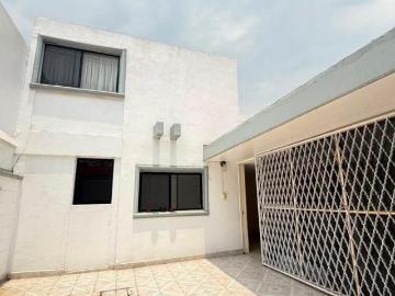 VENTA CASA SOLO PARA REMODELAR EN SAUZALEZ