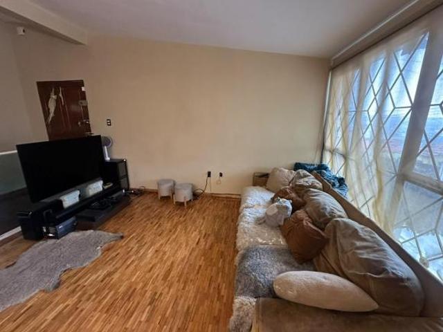 VENTA CASA SOLA