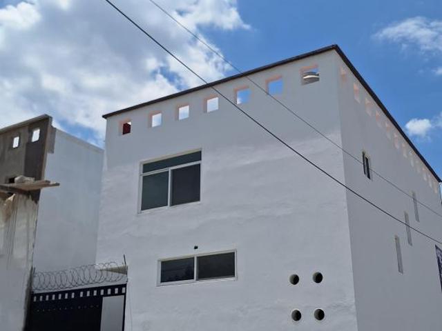 VENTA CASA NUEVA Y SOLA EN TZOMPANTLE CUERNAVACA