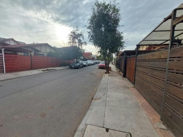 Venta casa sólida. Valle grande, lampa | 3 dormitorios por 2761.00 en Lampa