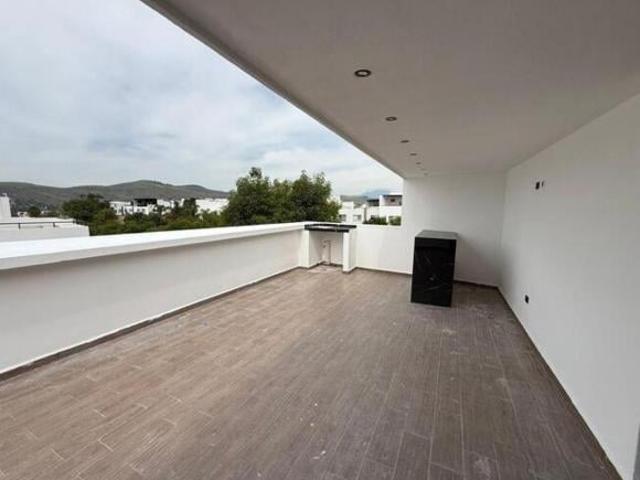VENTA CASA TERRAZA JARDÍN Y ROOF GARDEN EN LOMAS DE NAGELÓPOLIS PUEBLA CAS_5531 PUE/PC