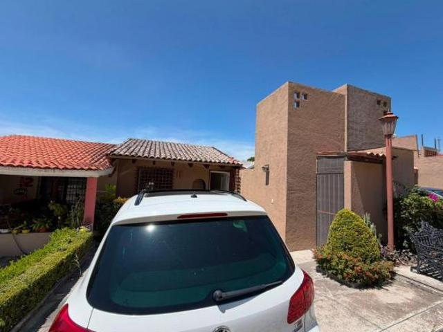 VENTA CASA TERRAZA Y JARDÍN LOMAS DE AHUATLÁN CUERNAVACA CAS_5489 CUE/DL