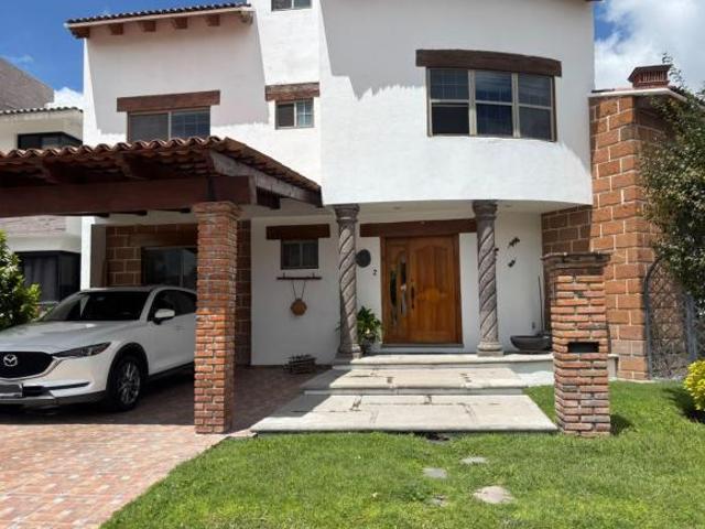 VENTA CASA TPO COLONIAL
