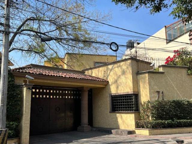 VENTA CASA TRES CRUCES COYOACAN