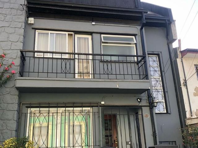 Venta Casa Valparaíso casa, de 3 pisos, en playa ancha