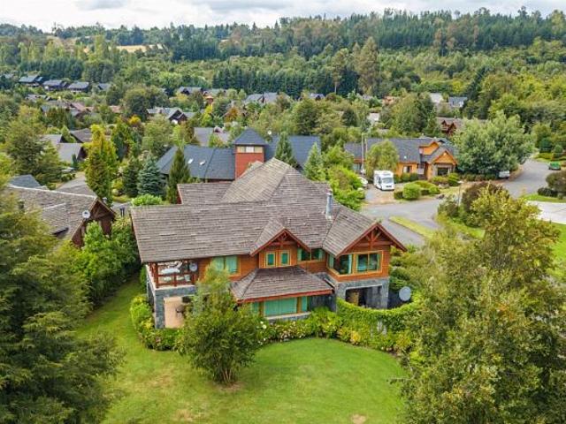 Venta Casa Villarrica Condominio La Puntilla