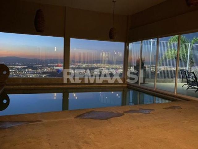 VENTA CASA VISTA REAL