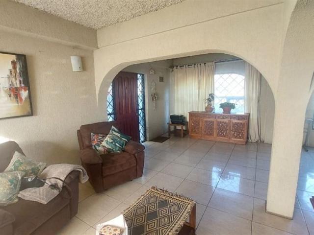 Venta Casa Viña del mar Casa en venta en Villa Dulce, Viña del Mar – 7 dormitorios, 3 baños y 374 m² de terreno