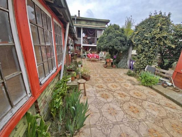 Venta Casa Yungay gran oportunidad amplia casa de esquina en venta