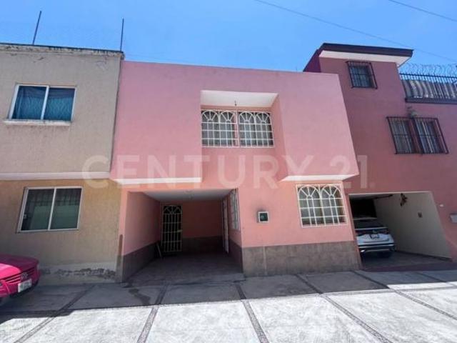 CASA EN VENTA ZONA BLVD. ZARAGOZA PARQUE PUEBLA Y TECNOLOGICO DE PUEBLA
