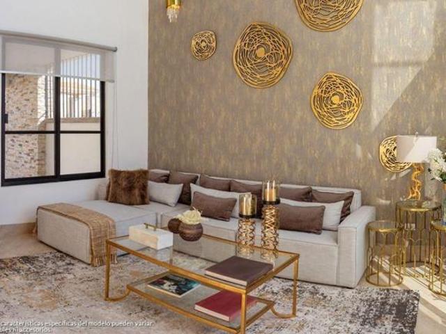 VENTA CASA ZONA NORTE $ 4,765,445 3 RECAM. PRINCIPAL /VESTIDOR 2.5 BAÑOS COCHERA TECHADA 3 AUTOS