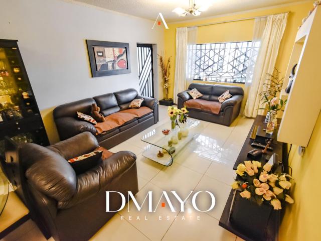 Venta Casa 200 m2 terreno, 7 dorm Av. Pacasmayo SMP 2 cocheras, puerta calle