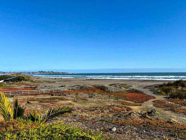 VENTA CASA 2HAB 2BA PICHILEMU