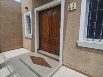 Venta Casa, 3 Dormitorios. En B° Asuncion. A Metros De Paseo San Juan Ex Hiper Libertad