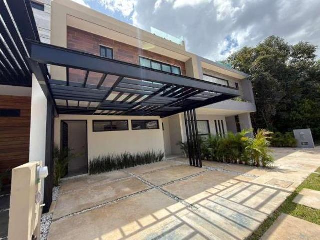 VENTA CASA 3 REC. RES. ARBOLADA CANCUN