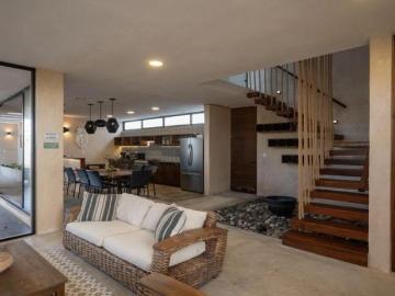 VENTA CASA 3 RECÁMARAS CON ALBERCA Y ROOFTOP CON VISTA AL MAR A 100 METROS DEL MAR KM21 SAN BENITO
