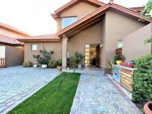 Venta casa 3D 3B 2E Condominio Remanso Chicureo