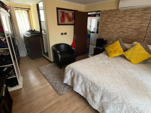 VENTA CASA 3HAB 3BA LA PINTANA