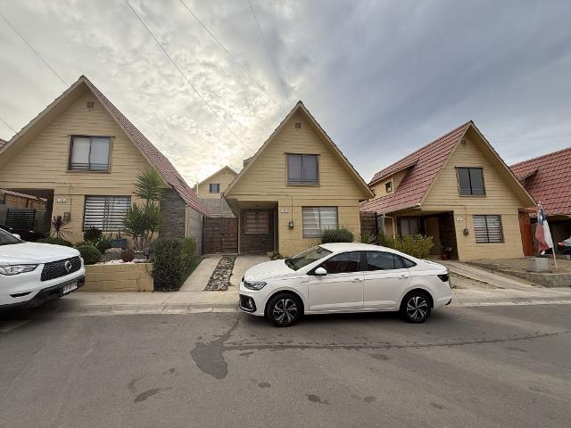 VENTA CASA 3HAB 2BA QUILPUÉ