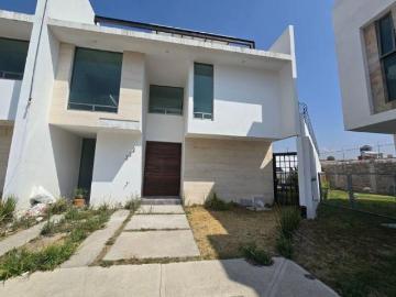 VENTA CASA 3REC CON JARDÍN FRACC RESIDENCIAL CEDROS PACHUCA
