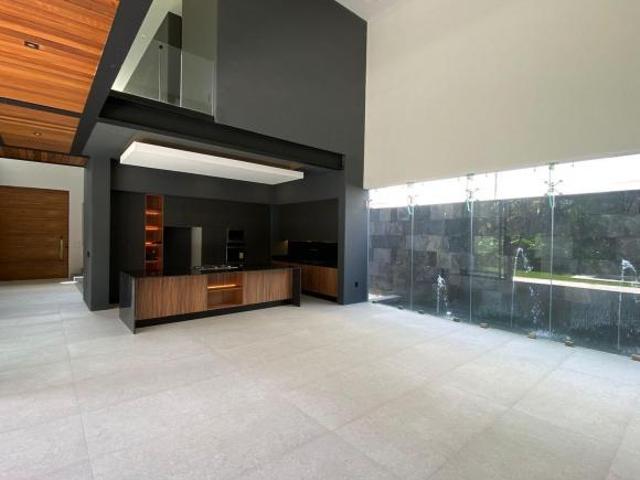 VENTA CASA 4 REC. VILLA MAGNA CANCUN