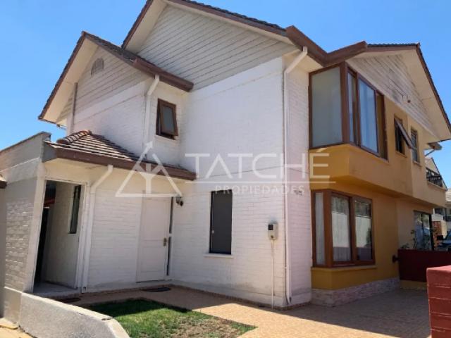 VENTA CASA 4HAB 3BA MAIPÚ