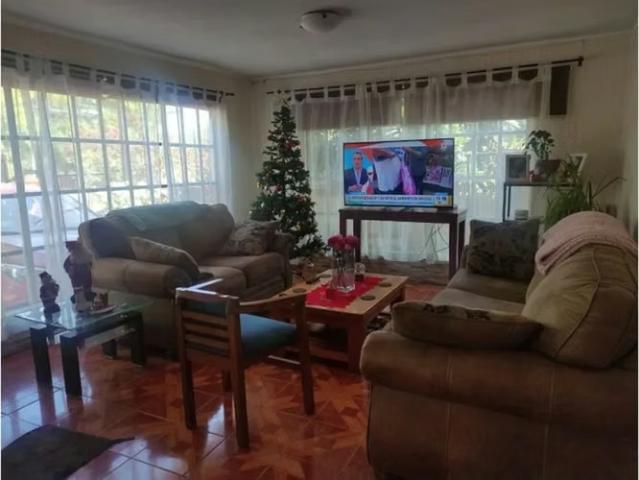 Venta Casa 5 Dormitorios Curauma | 5 dormitorios por 135000. 00 en Valparaíso