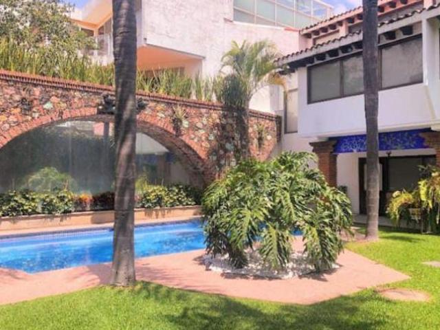 VENTA CASAS CONJUNTOS DE 3 VILLAS Y LOFT JARDINES DE REFORMA CUERNAVACA