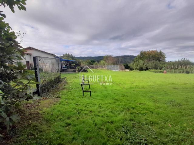 VENTA CASERIO BIFAMILIAR, LEMOIZ