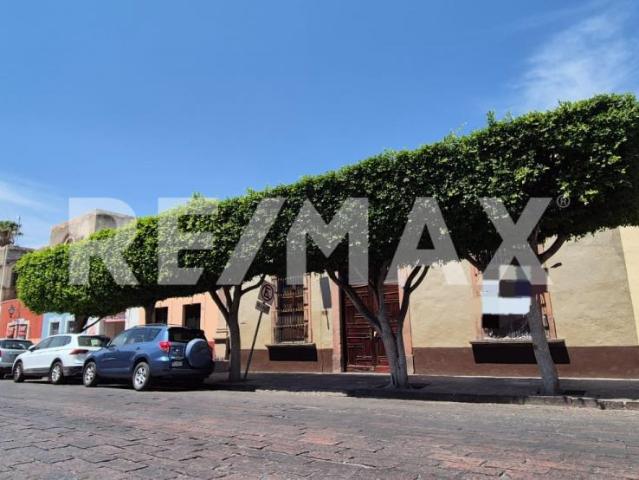 VENTA CASONA EN CENTRO HISTORICO QUERÉTARO, TEMPLO DE LA CRUZ
